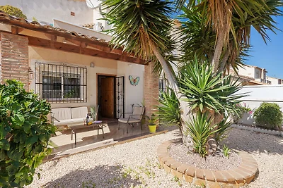Moderna casa vacanze a Valencia con piscina