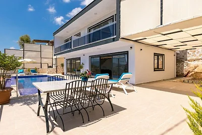 Villa in Kalkan mit Wifi und Parken