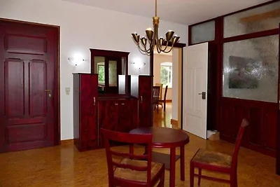 Exklusive Wohnung in einer Jugendstilvilla