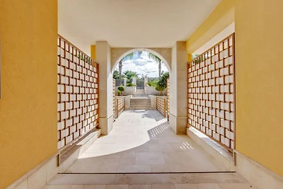 Appartamento vicino al mare con patio