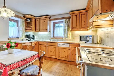 Einladendes Ferienhaus in Tirol