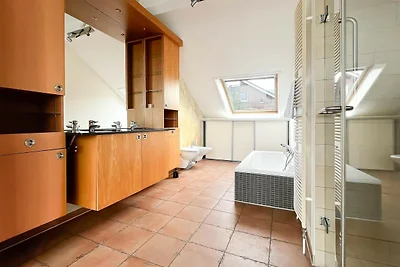 Penthouse mit Seeblickterrasse