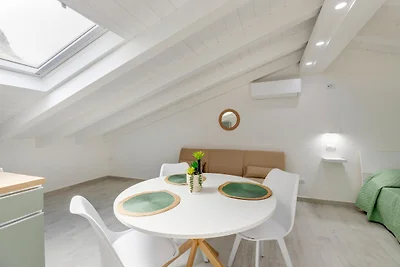 Mansardenstudio, mit Klimaanlage