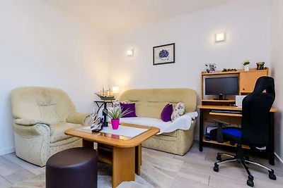 Apartment Veronika - One Bedroom Apartment wi...