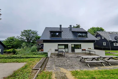 Geräumiges Ferienhaus mit Kaminofen