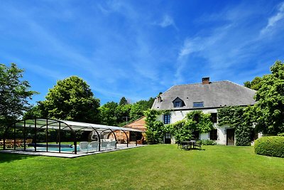 Hübsches Ferienhaus mit privatem Swimmingpool...