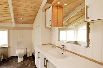 Modernes Ferienhaus in Otterup mit Sauna