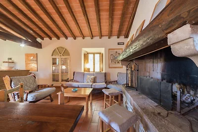 Ruhiges Chalet mit privatem Pool