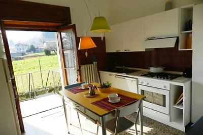 Ferienhaus in Musso mit Schwimmbecken