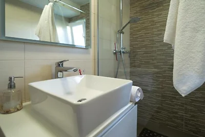 Two Bedroom Apartment with Terrace