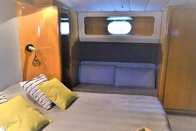 Bella tenda in un campeggio