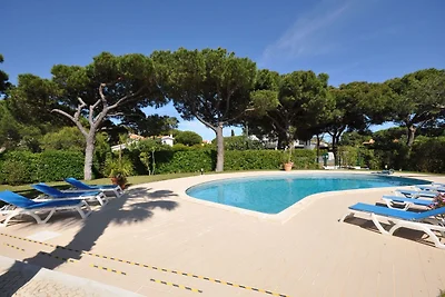 Attraktive Villa in Vilamoura mit privater...