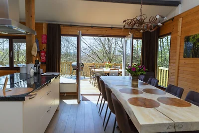 Chalet in Manhay f�r 9 Personen