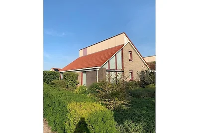 Ferienhaus in Koudum mit Schwimmbecken