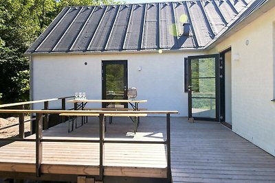 Modernes Ferienhaus in Bornholm mit Terrasse