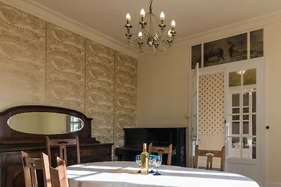 Herrenhaus mit privatem Pool in Aquitanien