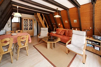 Chalet con terrazza vicino ad un lago...