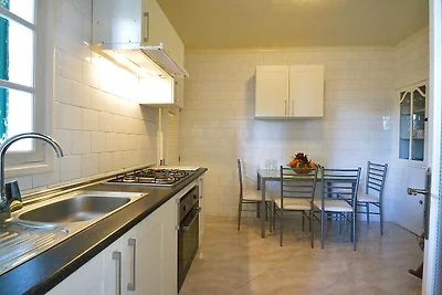 Malerisches Ferienhaus in Arta nahe dem Meer