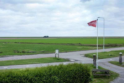 Moderna casa colonica in Frisia in riva al...