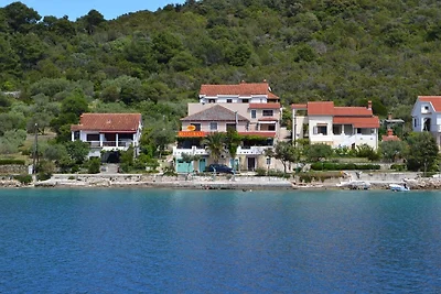 Appartamento a Molat con vista mare