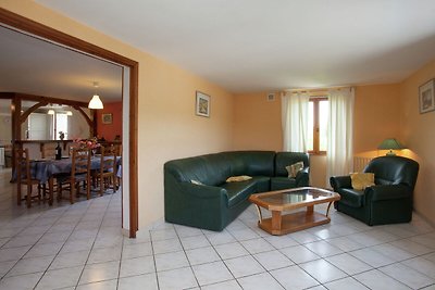 Ferienhaus mit Pool am Flussufer in...