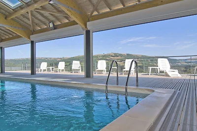Bella casa vacanze a Trebas con sauna
