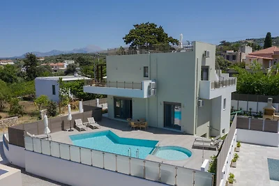Villa met 4 slaapkamers in Adele
