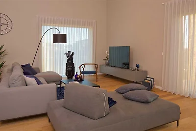 Verlockendes Ferienhaus in Brtonigla mit...