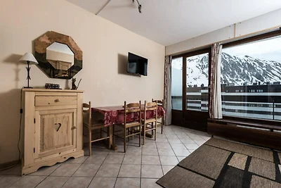 Appartamento luminoso · Accesso diretto alle ...