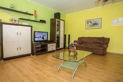Dvori z basenem