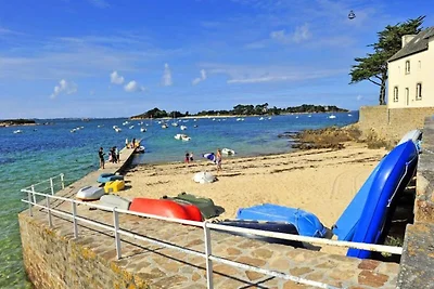 Ferienwohnung in Carantec in der Nähe des Gol...