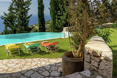 Charmant, warm vakantie huis, prive zwembad, ...