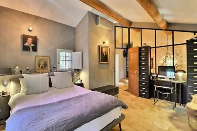 Haus in Ventabren mit Pool und Garten