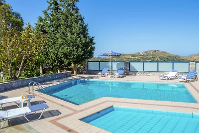 Villa in Lefkogia mit privatem Pool