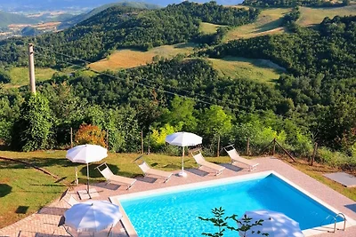 Komfortable Villa in Acqualagna mit...