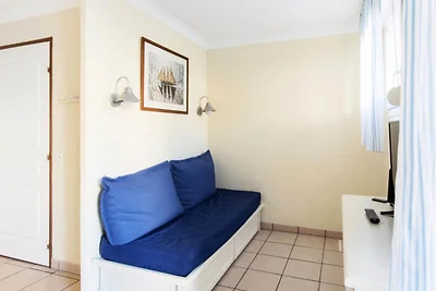 Marineblaue Residenz f�r drei Personen