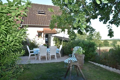 Ruhiges Ferienhaus mit beheiztem Pool