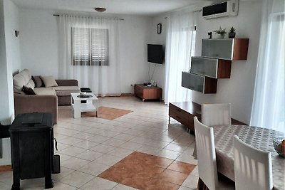 Geräumiges Ferienhaus mit Terrasse und...