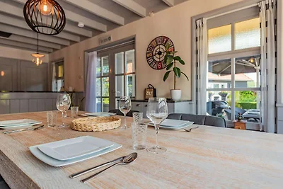 Casa Vacacional Kamperland junto a deportes...