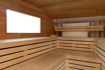 Gem�tliches Haus in Sainte-Ode mit Sauna