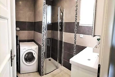 Wohnung am Mittelmeer mit Poolzugang