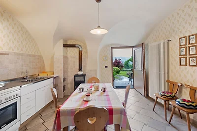 Schönes Apartment in Brez mit Garten