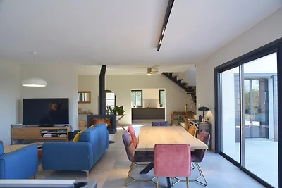 Prachtig herenhuis voor 6 personen in Barjac