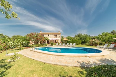 Paraíso paisajístico con piscina