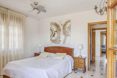 Villa a Arenys de Mar con piscina