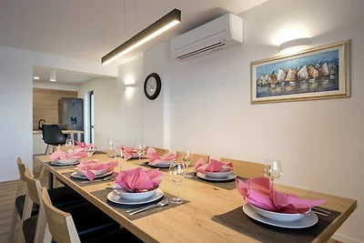 Sunlit Shores Beach Villa with Pool, Gym and ...