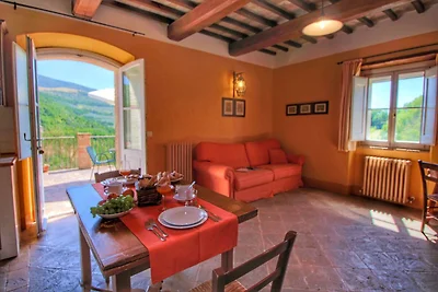 Malerisches Ferienhaus in Assisi mit Pool