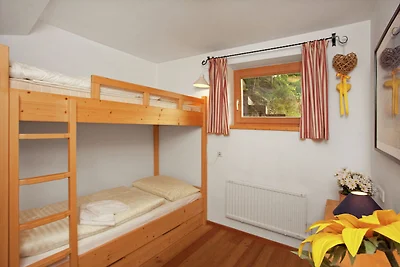 Ruhiges Chalet mit Pool in Wald im Pinzgau