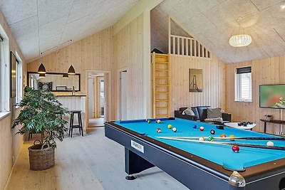 18 Personen Ferienhaus in Hasselberg