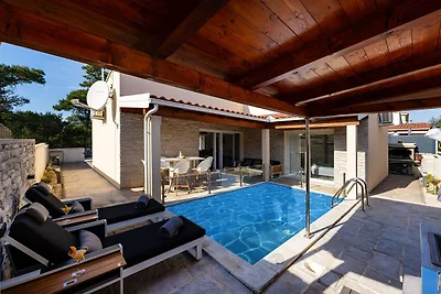 Ferienhaus in der Nähe der Strände von Vir